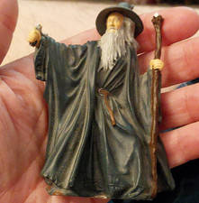 Applause Lord of the Rings Gandalf Figurine C...