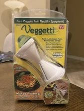 Veggetti Spiral Vegetable Cutter Handheld Spiralizer Twist Veggie Pasta Zoodles.