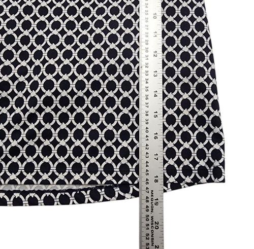 Segments Luxe Navy Geometric Skort Size M Built-In Shorts Stretchy Activewear - Picture 7 of 8