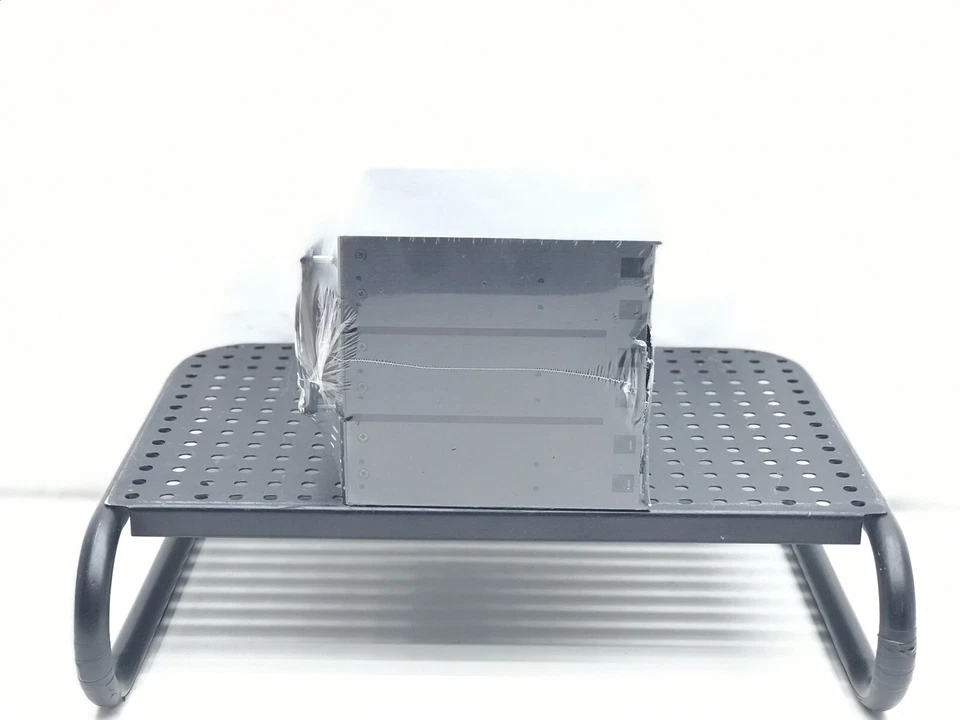 Vantec EZ Swap MRK-M2512T Drive Enclosure - 6Gb/s SAS Host Internal - Image 3 of 4