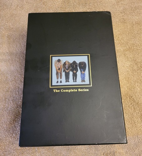 Seinfeld - The Complete Series Box Set (DVD, 2007, 33-Disc Set) - Picture 2 of 8