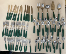 Gibson Christmas Charm Posate 65 pezzi servizio completo per 12 e Hostess Set