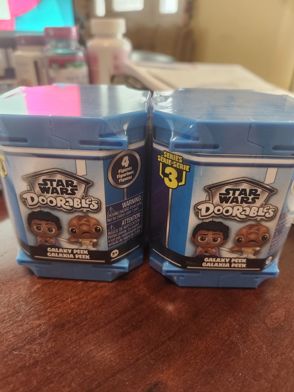 2 PACK!!! Disney Doorables Star Wars Galaxy Peek Series 3