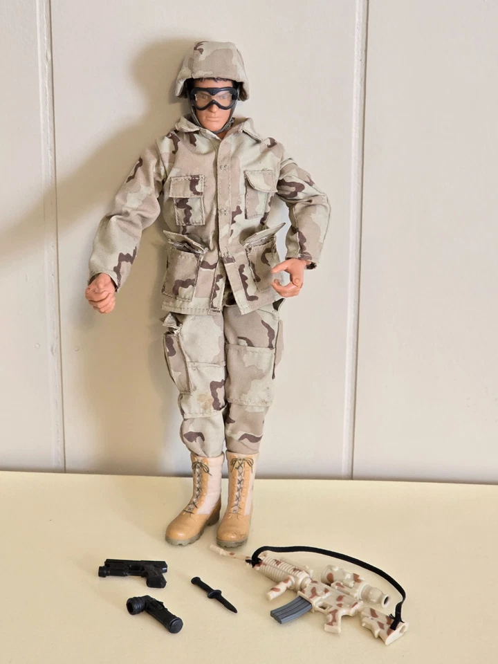 Juego de 2 figuras de juguete de acción militar Lanard 1996 Hasbro 2003 vintage 12" Foto 4 de 4