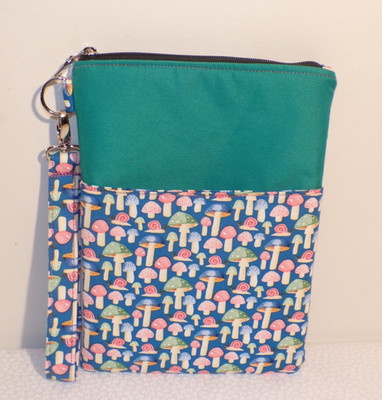 E-Reader Sleeve Zipper Kindle Sleeve  Snail Mushroom patch Book sleeve