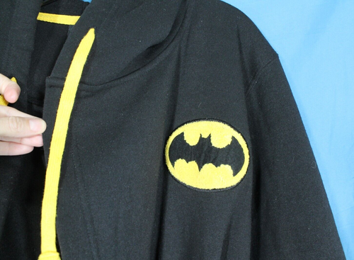 TM & DC COMICS Lounge BLACK FLEECE Tie Belt HOODED Pockets BATMAN ROBE Sz S/M - Picture 3 of 6