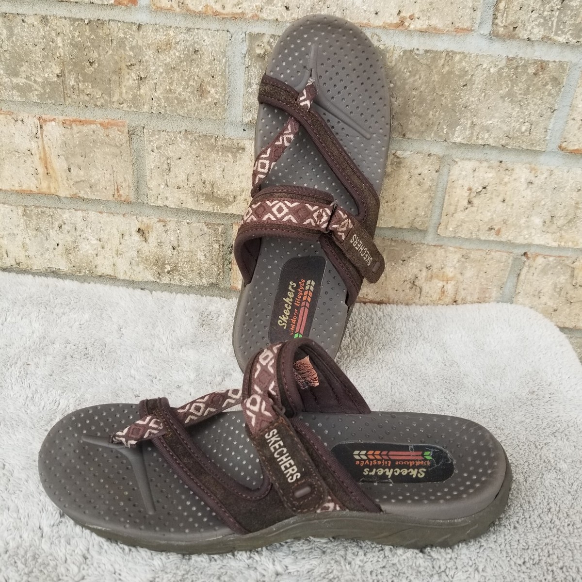 Skechers Outdoor Lifestyle Brown Thong Sandals (Women