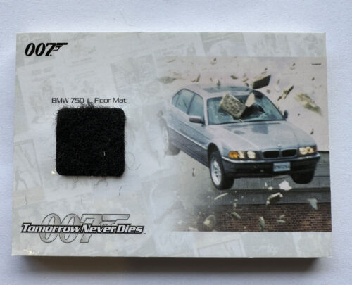 JAMES BOND 007 , TOMORROW NEVER DIES PROP CARD OF BMW 750 Floor Mat , No.300/475 - Picture 1 of 2