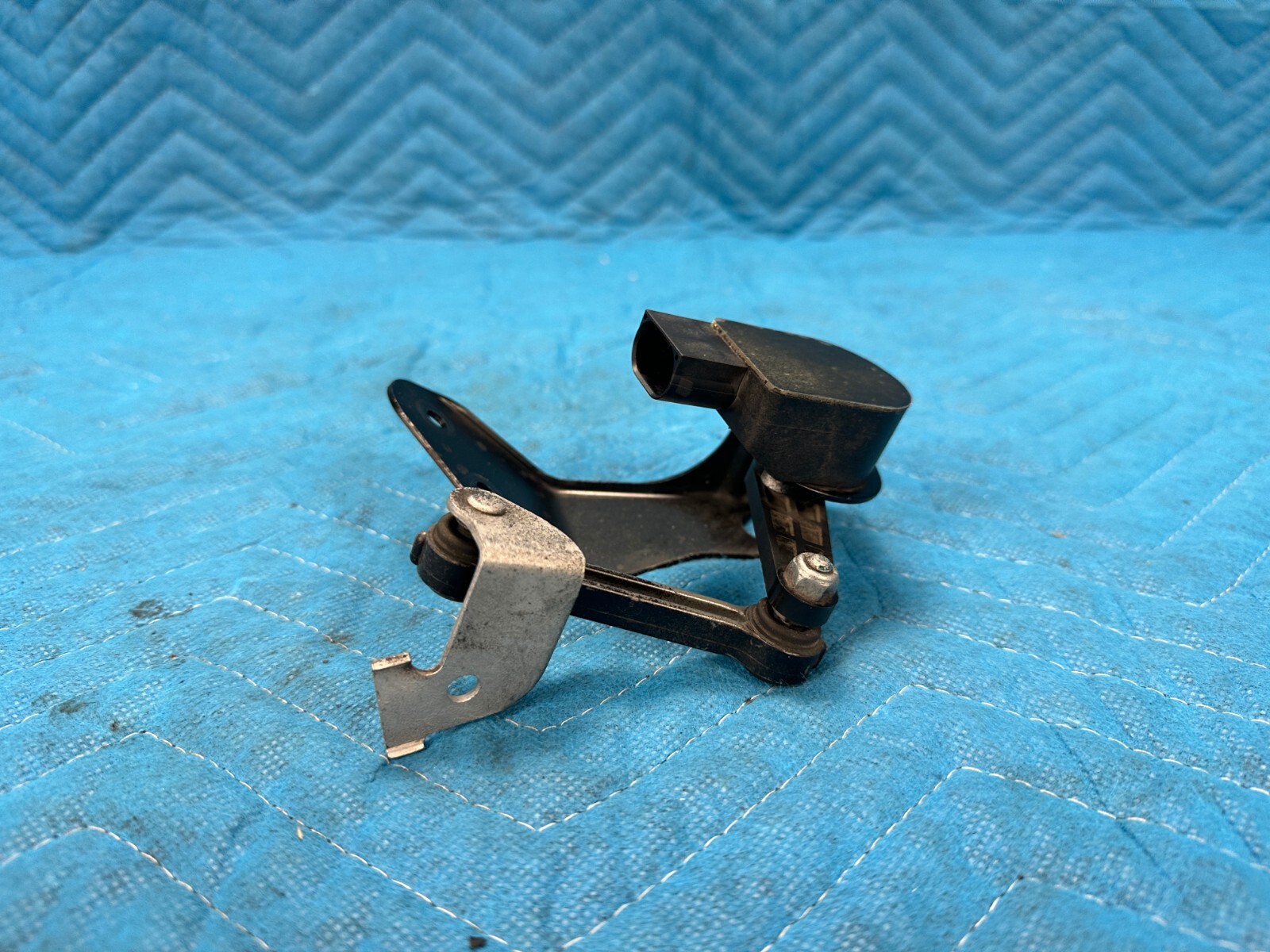 Bentley Cont Flying Spur Rear Height Level Sensor Driver Side 29k 2006-2012 OEM