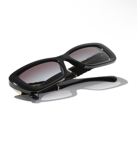 CHANEL 5435 Women's Rectangle Sunglasses - Black/Gold (5435 C622/S6) - Picture 4 of 5