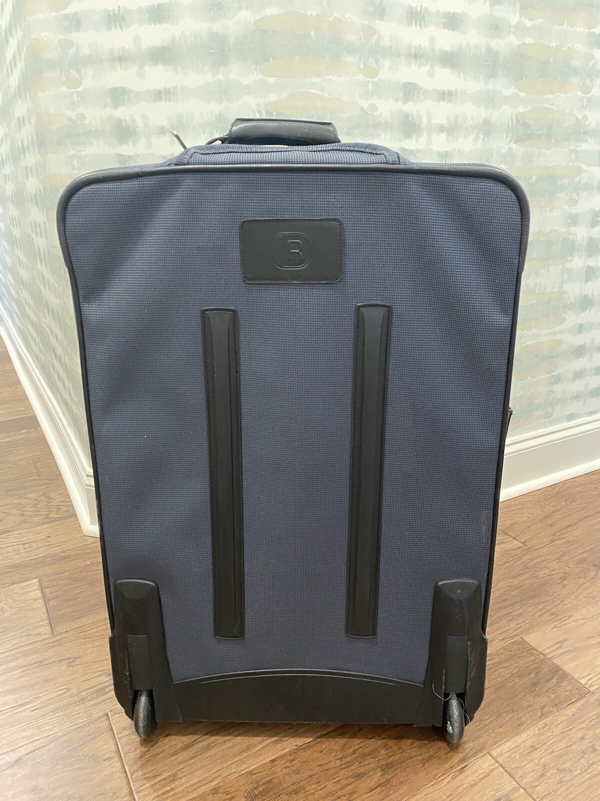 Suitcase- Kenneth Cole Reaction Rugged Roamer