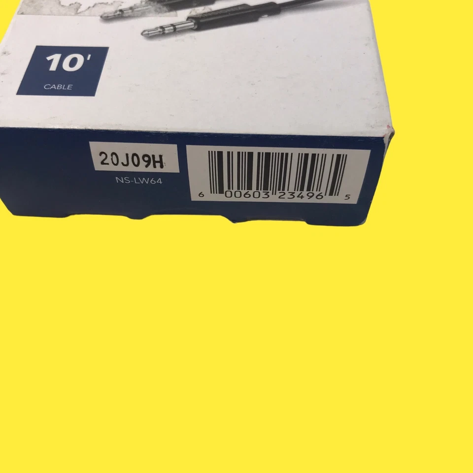 Lote de 3 - Insignia NS-LW64 Negro 10 ft. Cable de audio de diseño delgado de 3,5 mm #3347 Foto 2 de 4