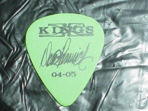 KINGS X  Logo Doug Pinnick & Signature 2005 Concert Tour Green GUITAR PICK