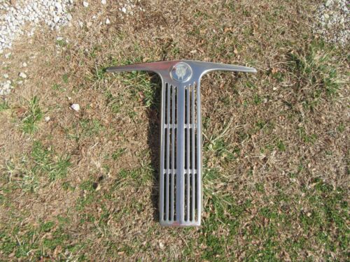 Willys Early Jeepster Wagon Truck Grill "T" Bar Very Nice Used With Medallion