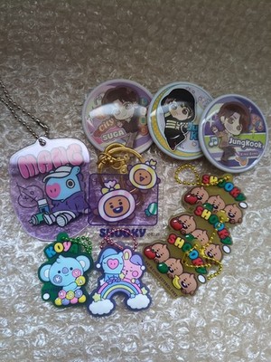 BT21 BTS Bundle Set - Rubber Keychains, Acrylic Charm, Tin Badges - MANG SHOOKY 