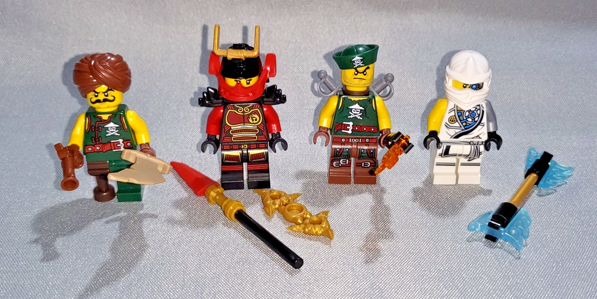 LEGO Ninjago Accessory Set Blister Pack 853544 Complete Nya, Zane