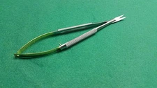 1 EACH PREMIUM GRADE CASTROVIEJO MICRO SCISSORS 6" CVD W/ GOLD HANDL SURGICAL