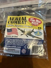 TimMee Processed Plastic WW2 Green Fighter Planes 3 Aircrafts