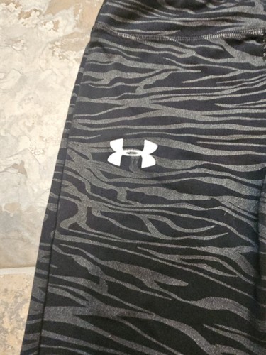 Under Armour Heat Gear Girls Black Striped Fitted Leggings sz YMD - Medium - Picture 5 of 11