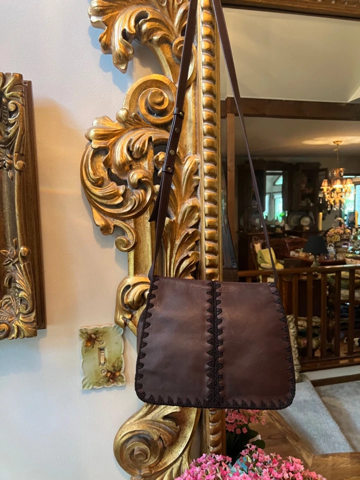 Ellen Tracy Bolso Bandolera de Cuero Marrón Chocolate con Cartera Pequeña Foto 2 de 4