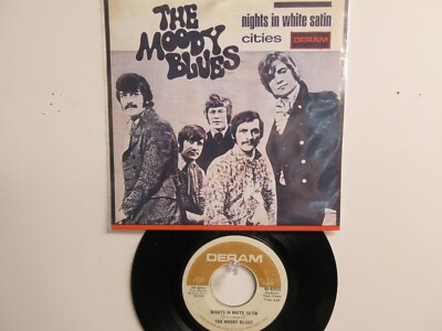    ' THE MOODY BLUES '  HIT 45 + PICTURE [ NIGHTS IN WHITE SATIN ]  1972 !  