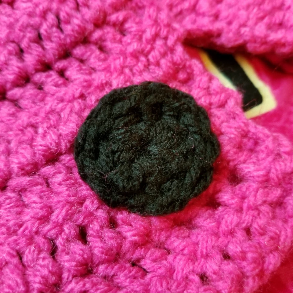 Hecho a mano rosa y negro bebé ganchillo Beenie invierno/otoño sombrero bufanda conjunto  Foto 2 de 2