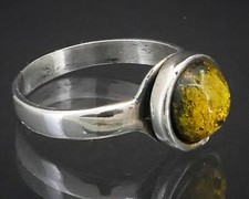 ANTIQUE GREEN BALTIC AMBER STERLING SILVER CABOCHON RING SIZE 6.5