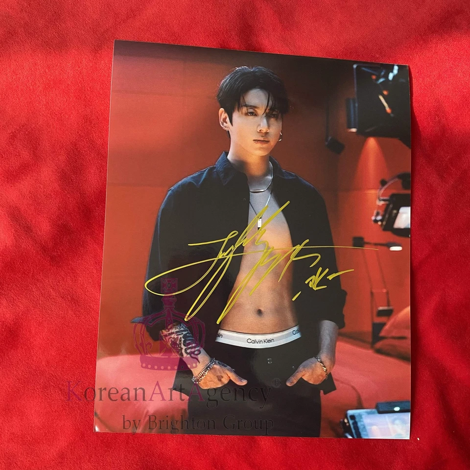 BADERSTREET UG JUNG KOOK (BTS) × CALVIN KLEIN Holiday 2025 Campaign 10″ Autograph – Limited Edi