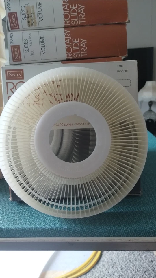 9 Vtg Sears Rotary Slide Tray 39902 In Original Boxes Holds 100 2" x 2" slides - Image 4 of 4