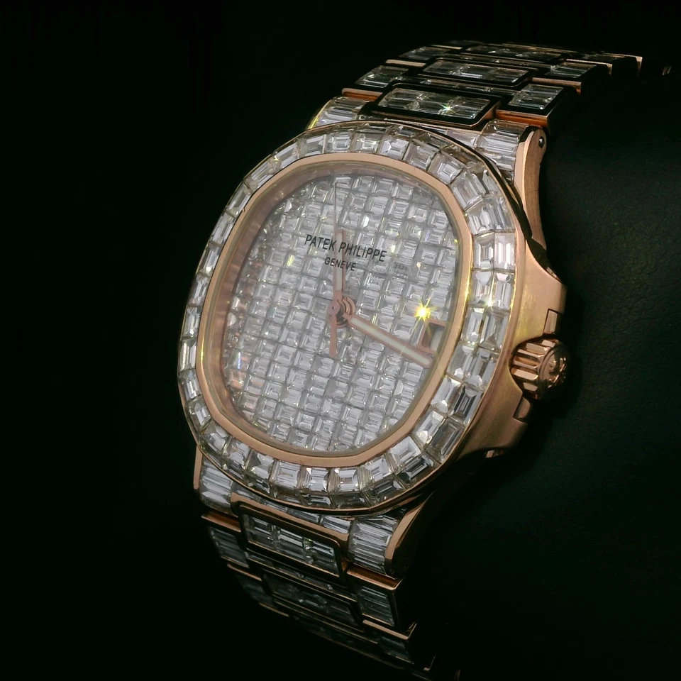 Reloj Patek Philippe Nautilus Bustdown Baguette Lámpara con Caja - Auténtico Foto 3 de 4