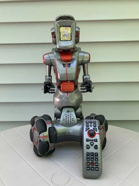 Rare Wow wee Mr. Personality Robot and Remote Control Tested Works Great!