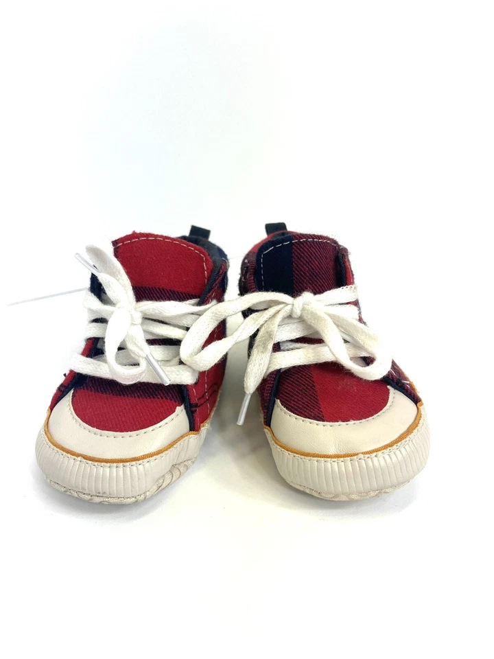 Tênis Baby GAP xadrez vermelho azul com cadarço sola macia botinhas tamanho 12-18 meses - Imagem 2 de 4