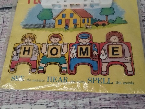 The Scrabble People In I Love My Home, Talking Storybook #DBR253 Book/Tape - Picture 5 of 12