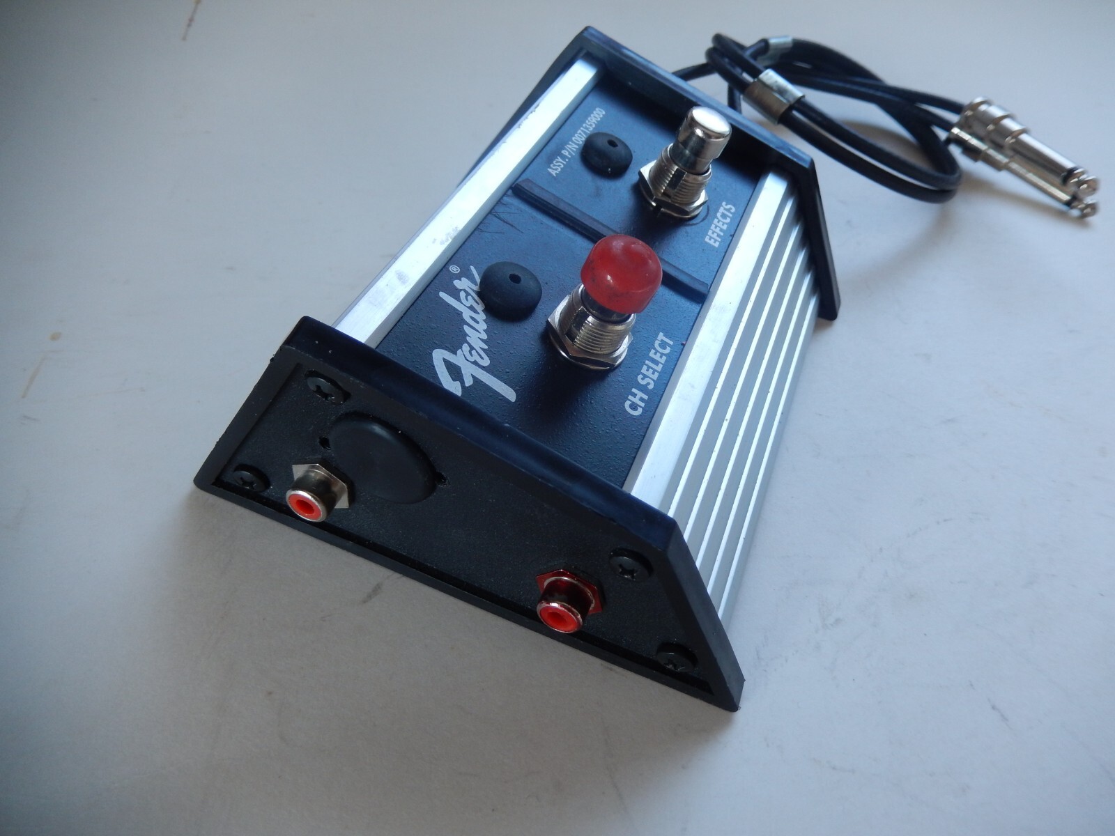 Fender Alesis SR16 Drum Machine, Foot Switch On and OFF, & FILL INS