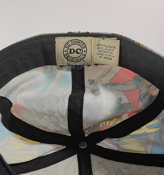 DC Batman multi Comic Scenes Cap Fitted Hat 7 1/4… - image 5