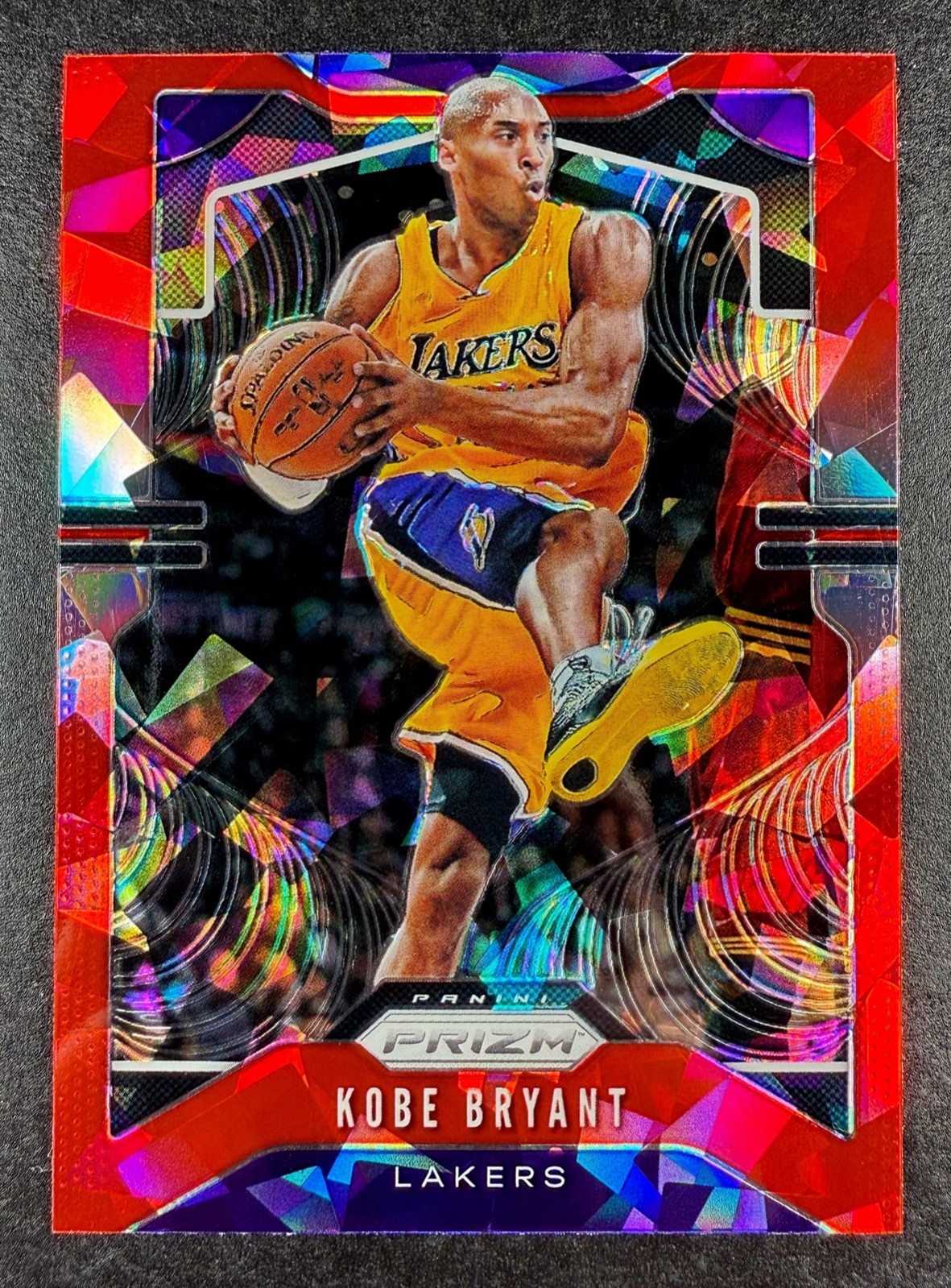 2019-20 Panini Prizm Kobe Bryant Red Ice Prizm #8 ~ SSP Kobe Insert!