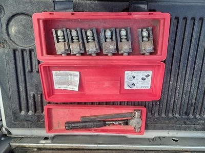 EDCO Magna Trap Strip Sert Kit For Dual Head Floor Grinder Tool. The Red Box