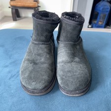 Women's UGG Black S/N1016222 Classic Mini II Boot UK6
