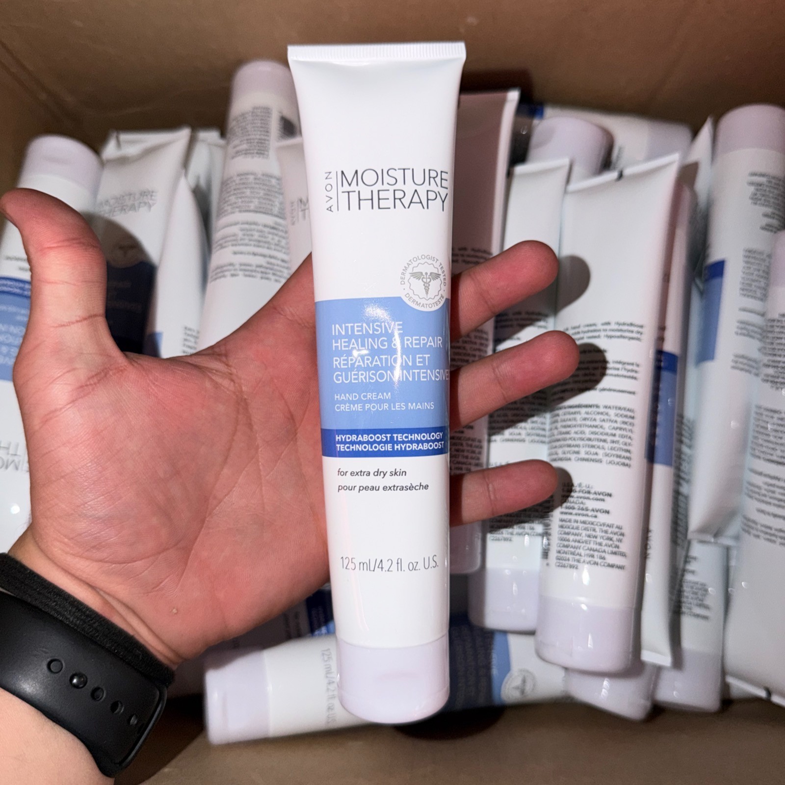 AVON Moisture Therapy Hand Cream - lot of 5 - 4.2 fl oz ea - New - Free Shipping