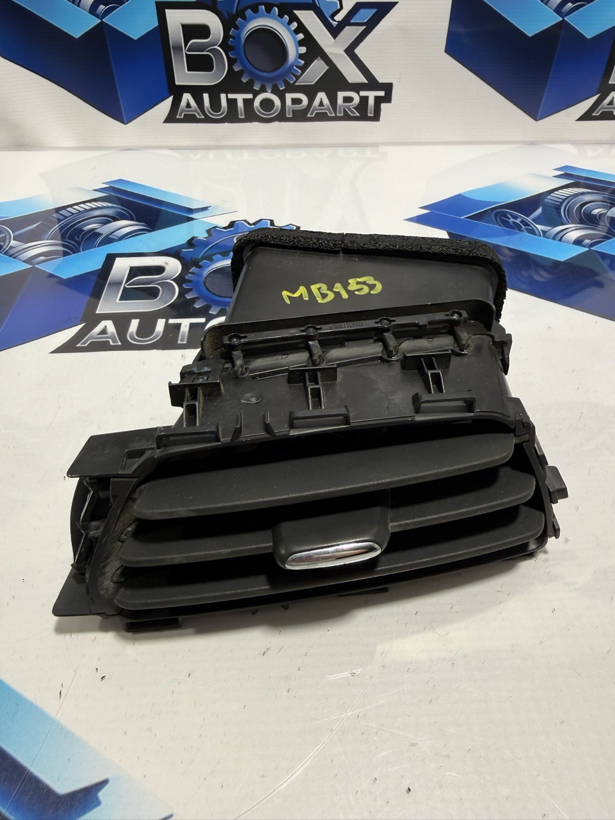 2015-2022 CHEVY COLORADO GMC CANYON CENTER LEFT DASH AC AIR VENT 94777176 OEM