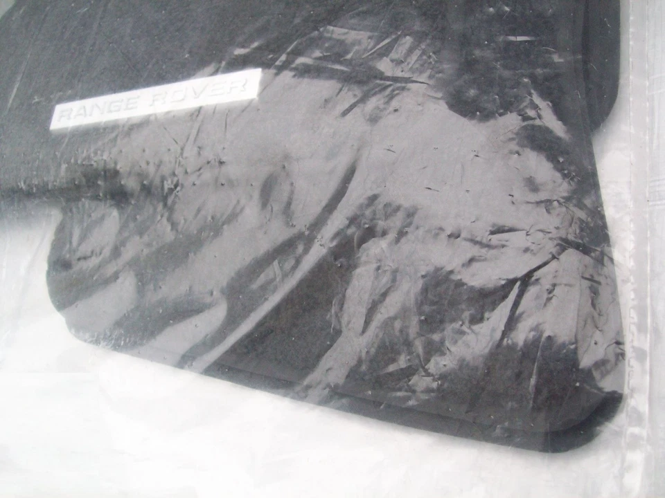 Range Rover Velar L560 Carpet Floor Mats Genuine Black VPLYS0420 2017 onward - Image 4 of 4