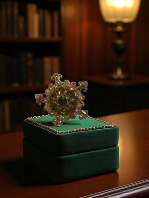 Broche Vintage Fantaisie Ancienne - Bijou D'occasion Pour Collectionneurs - Fabriqué En France