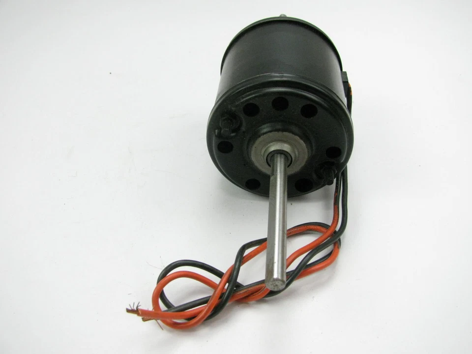Motor soplador trasero HVAC Four Seasons 35510 1975-1977 Chevrolet G10/30 GMC G15/35 Foto 2 de 4