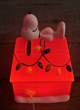 Snoopy Woodstock Dog House Blow Mold Light Up Christmas 2025 New Tabletop