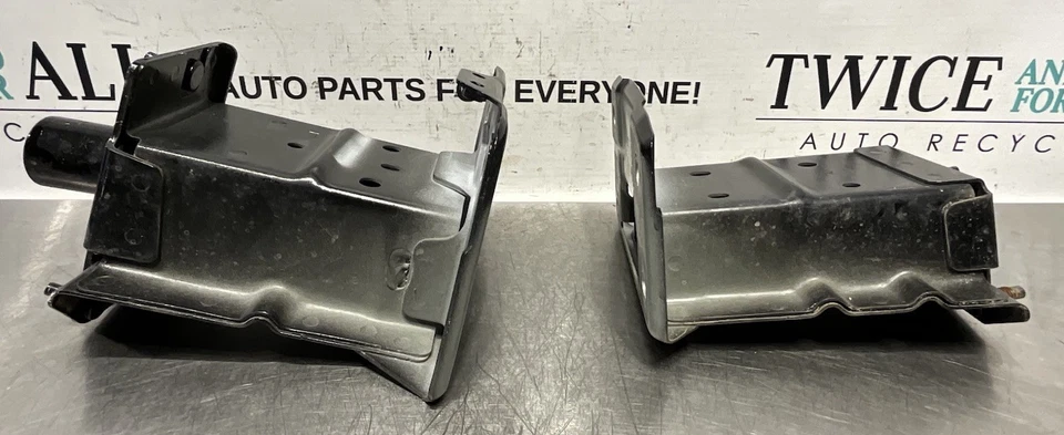 Barra de choque/parachoques izquierda Nissan Leaf 2011-2016 soporte OEM Foto 3 de 4