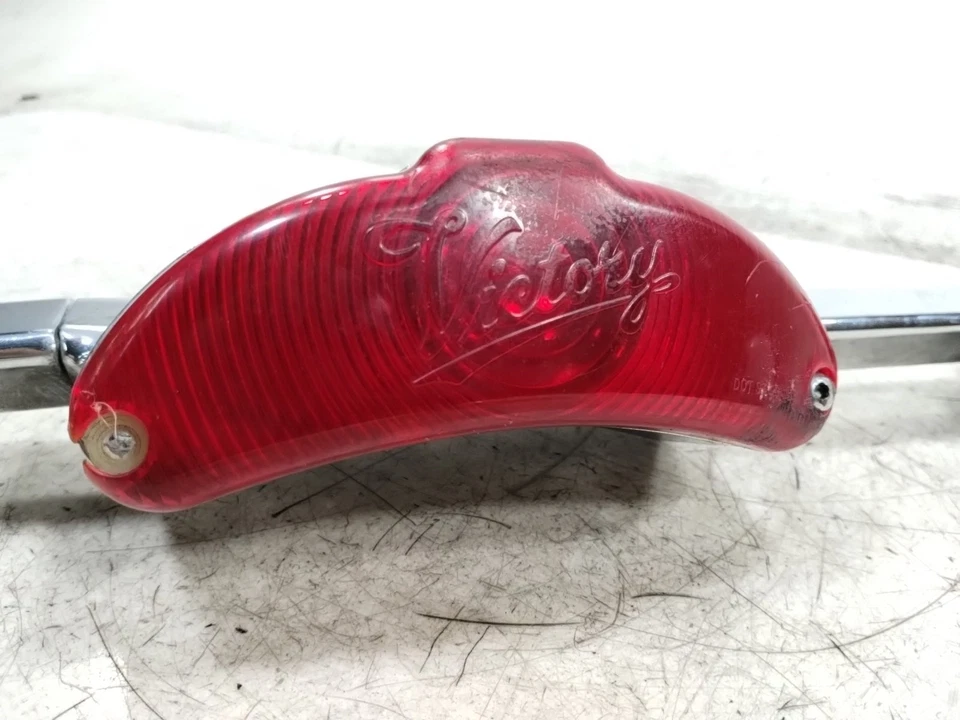 2000 00 Victory V92 SC Rear Light Bar Brake Light Turn Signals SEE NOTES - Image 3 of 4