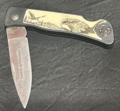 Smith & Wesson Eagle Scrimshaw Lock-back Pocket Knife, Black Composite Handles