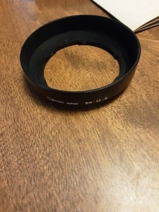 Canon Lens Hood BW-55-B. Please read for shipping refund