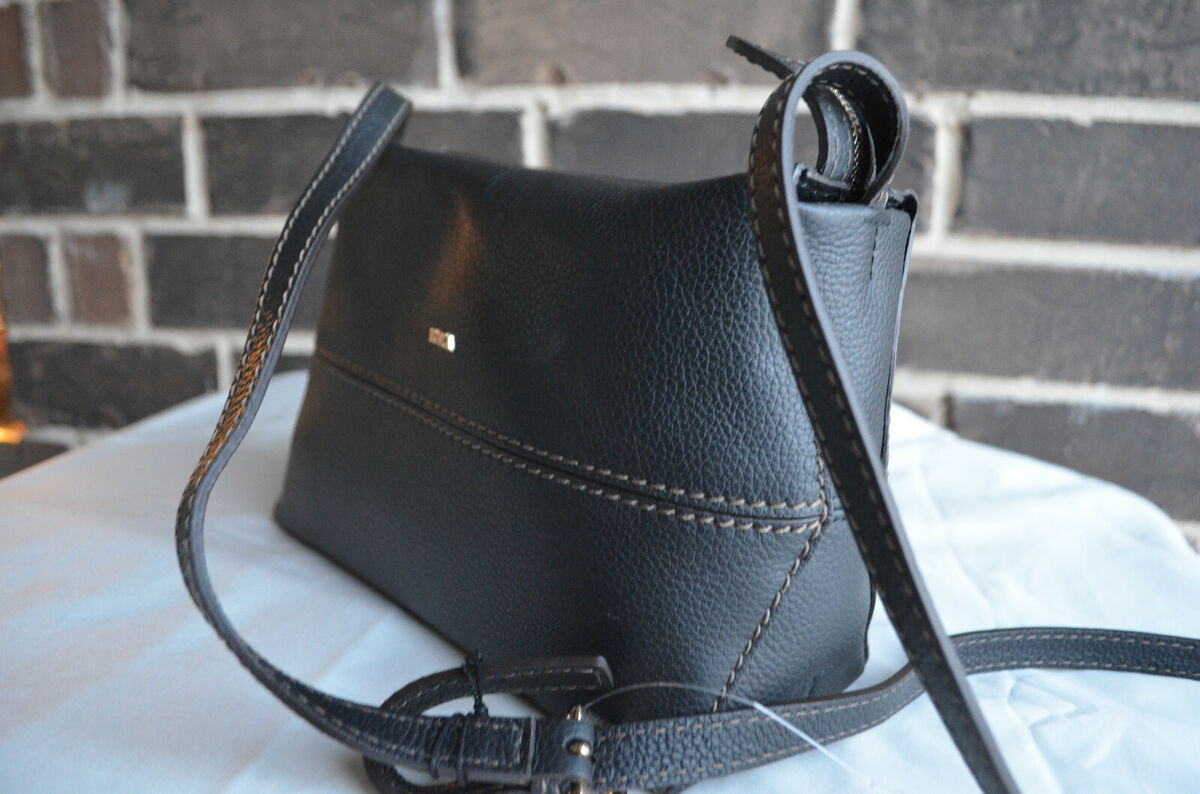 NWT $348 FURLA DORI CROSSBODY PEBBLED BLACK LEATHER 889295 B NWT $348 FURLA DORI CROSSBODY PEBBLED BLACK LEATHER 889295 B