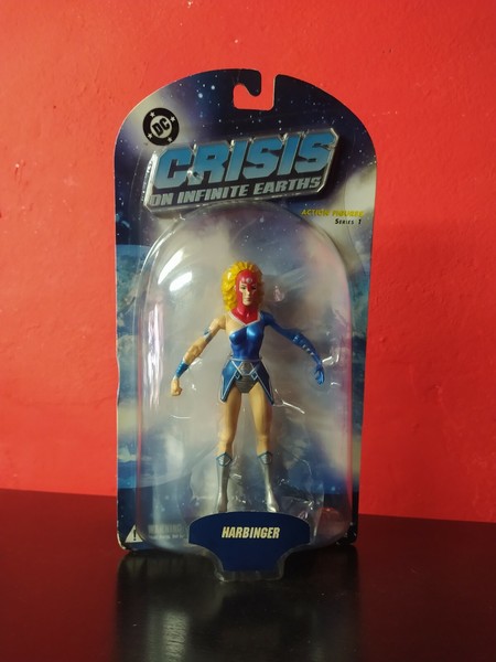 HARBINGER / PRESAGIO DC DIRECT - CRISIS ON INFINITE EARTHS - ACTION FIGURE JLA